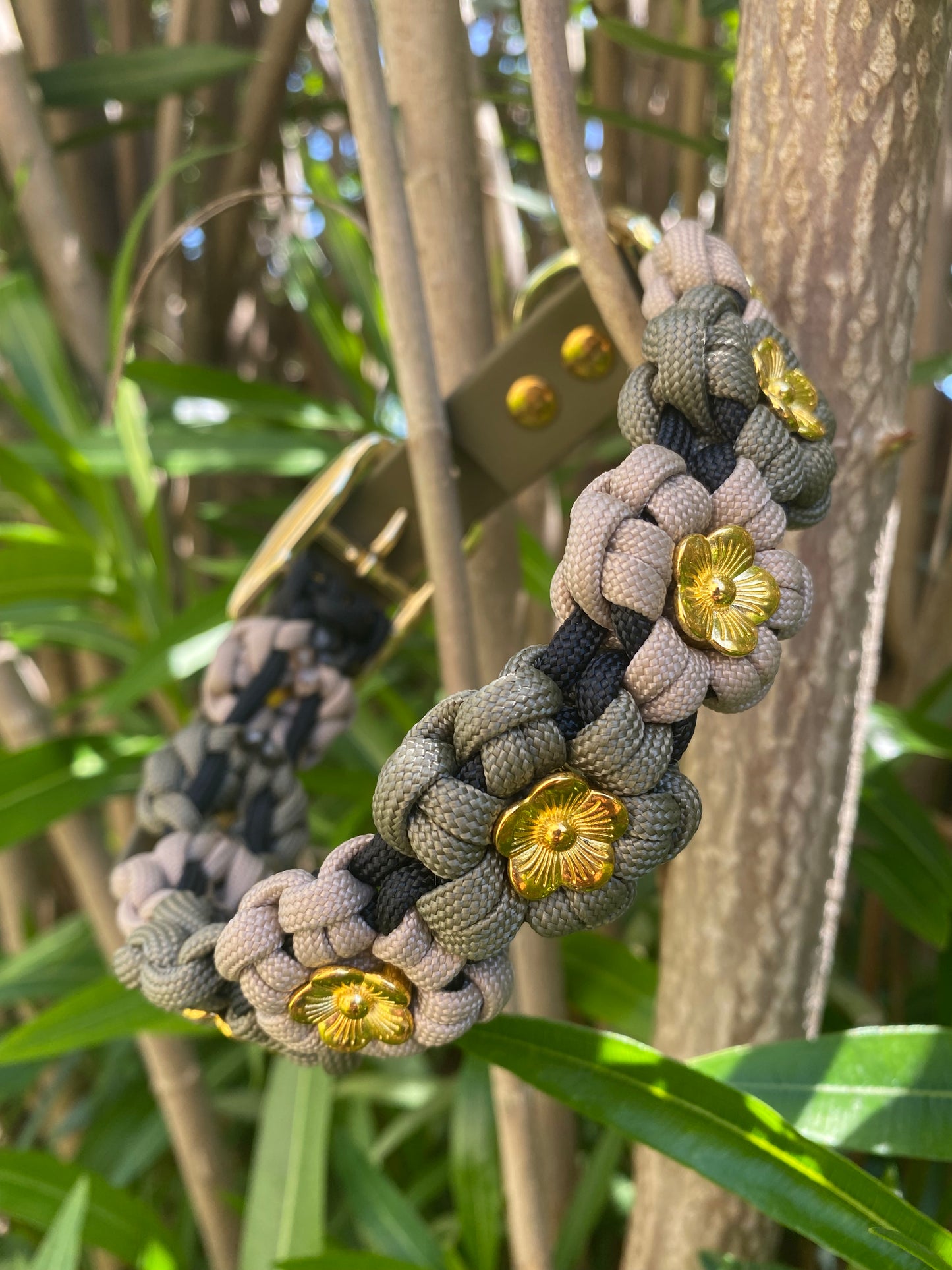 COLLIER FLORAL